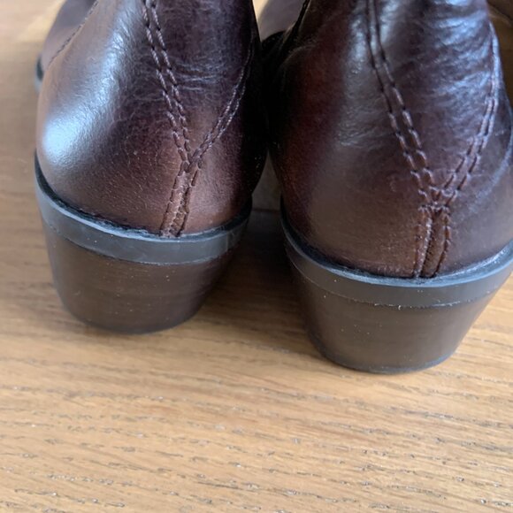 Vince Camuto Bollo Distressed Leather Studded Riding Boots Brown Size 8B/38 - Picture 9 of 16